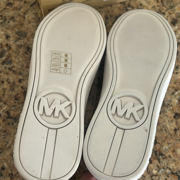 New Michael Kors Juno slip on sneaker (champagne) - Picture 10 of 14